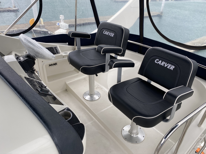 カーバー 380 極上美艇 バウ&スターンスラスター。フルノGPS カーバー 380 極上美艇 バウ&スターンスラスター。フルノGPS
